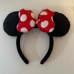 Adult Minnie Mouse Ears